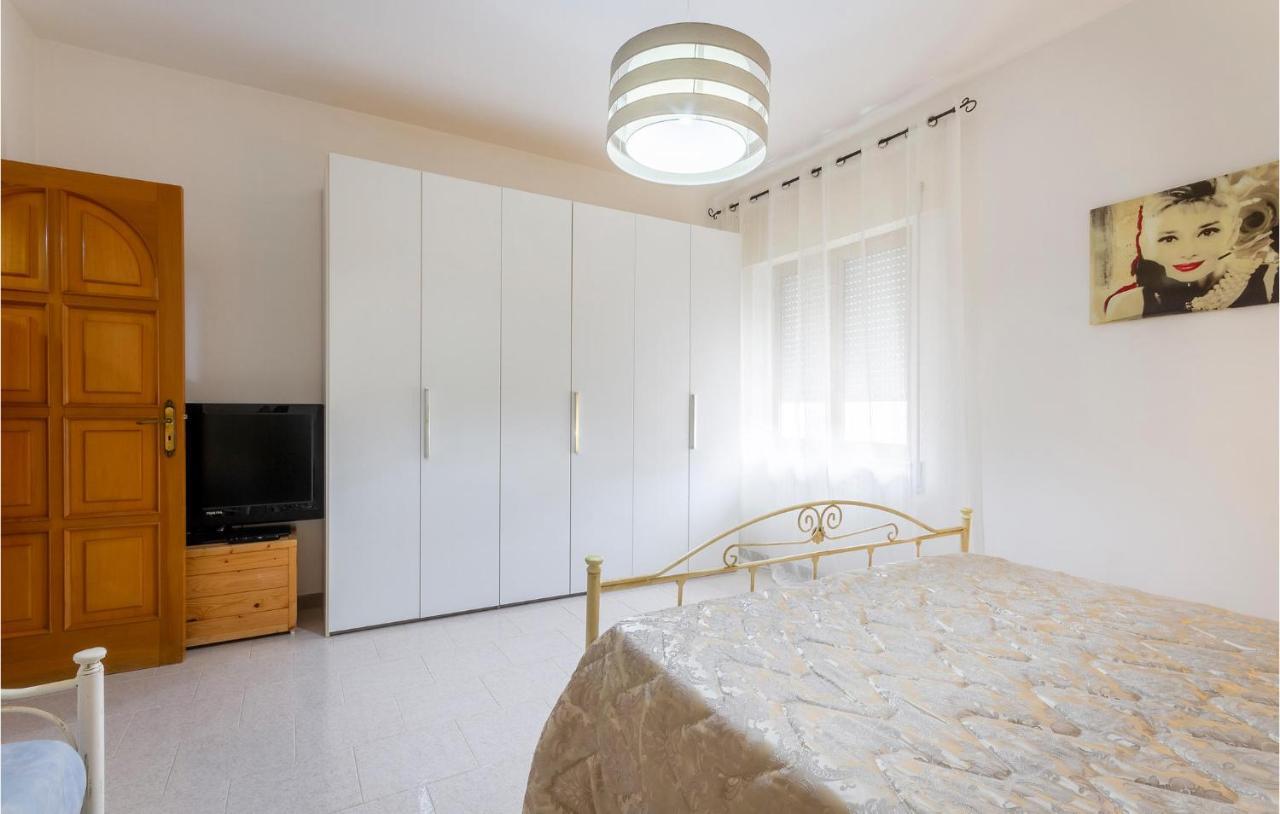 Lovely Apartment In Carovigno With Kitchen מראה חיצוני תמונה