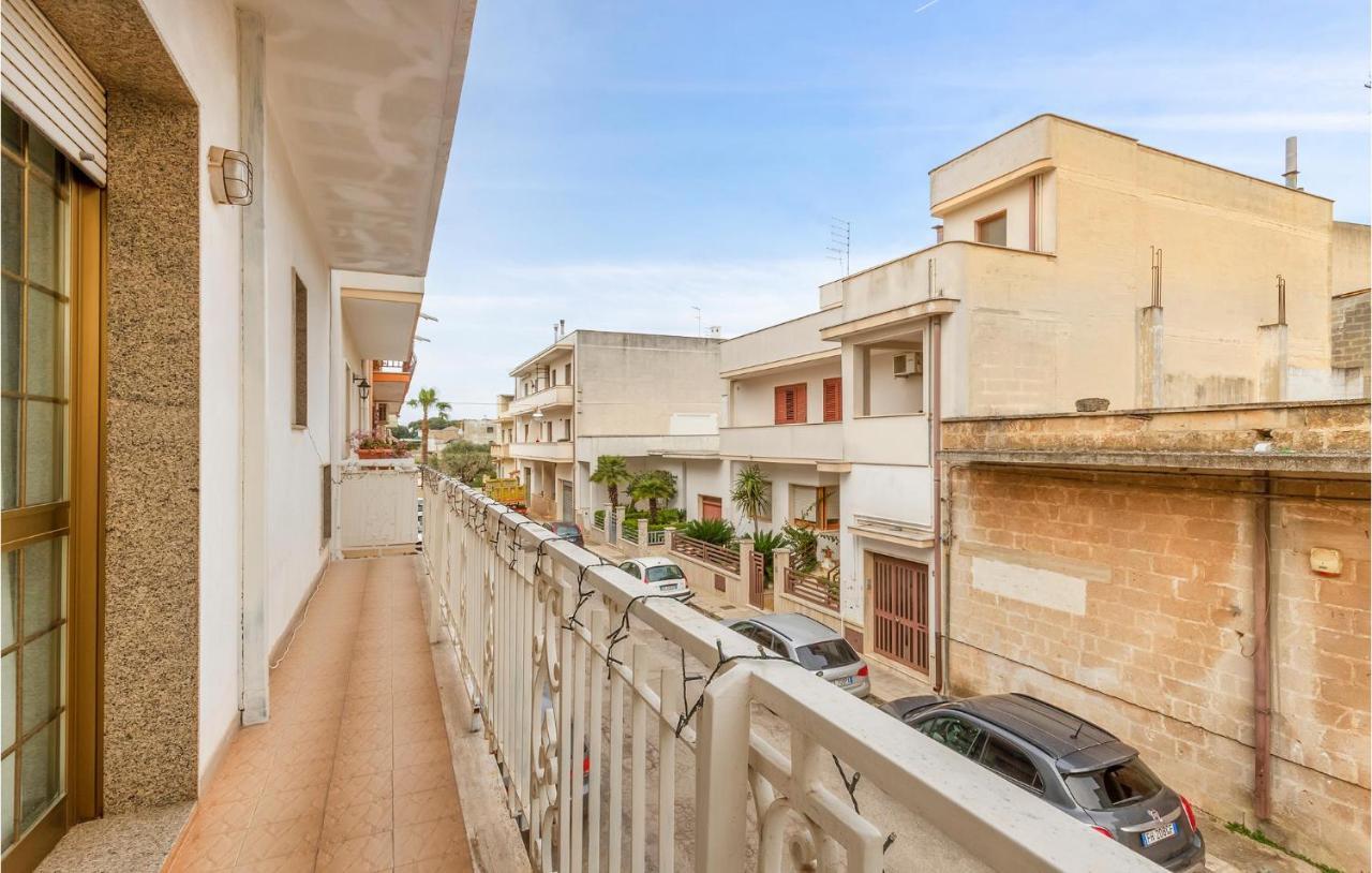 Lovely Apartment In Carovigno With Kitchen מראה חיצוני תמונה