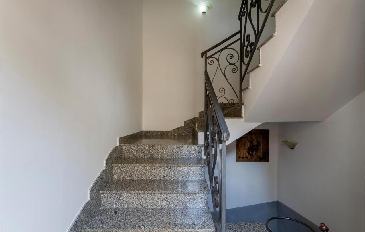 Lovely Apartment In Carovigno With Kitchen מראה חיצוני תמונה