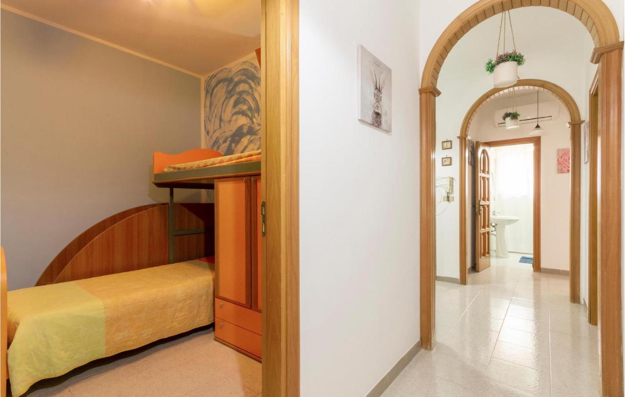 Lovely Apartment In Carovigno With Kitchen מראה חיצוני תמונה