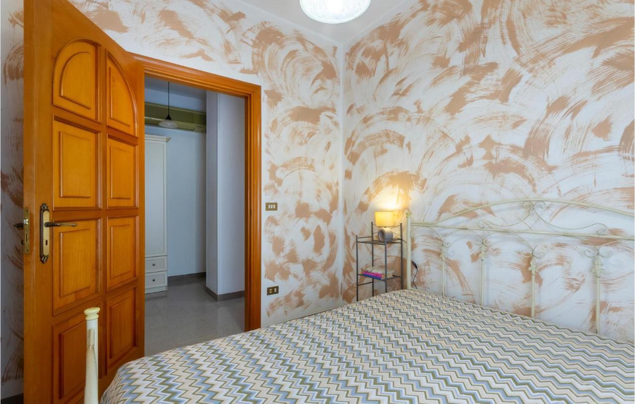 Lovely Apartment In Carovigno With Kitchen מראה חיצוני תמונה