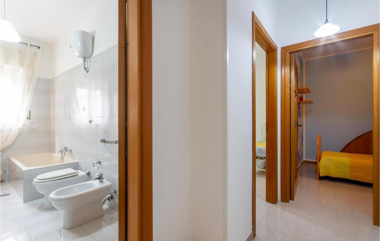 Lovely Apartment In Carovigno With Kitchen מראה חיצוני תמונה