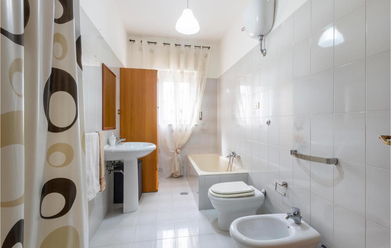 Lovely Apartment In Carovigno With Kitchen מראה חיצוני תמונה